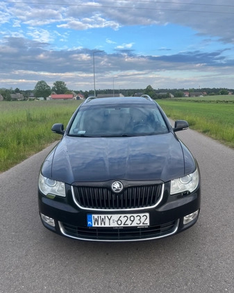 Skoda Superb cena 16000 przebieg: 546000, rok produkcji 2010 z Wyszków małe 137